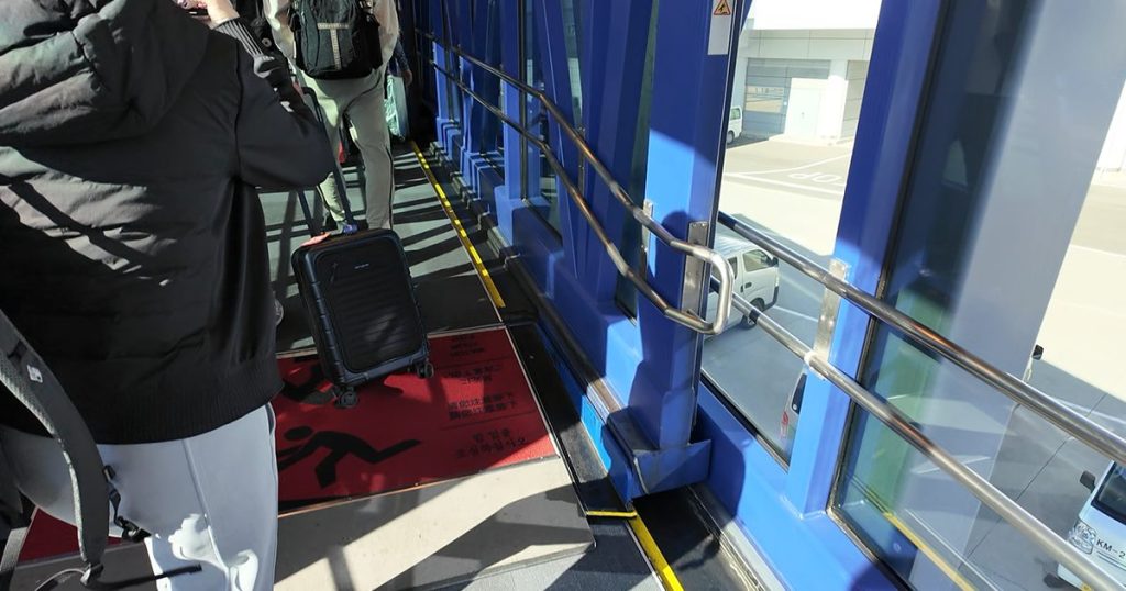 202411-AroundAsia-Chinaairlines-TPE-NGO-35-arrival-2-095828