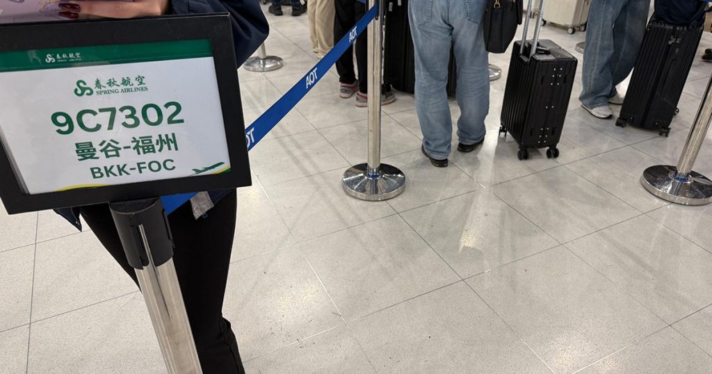 202411-AroundAsia-SpringAir-BKK-FOC-01-checkincounter-1-064508