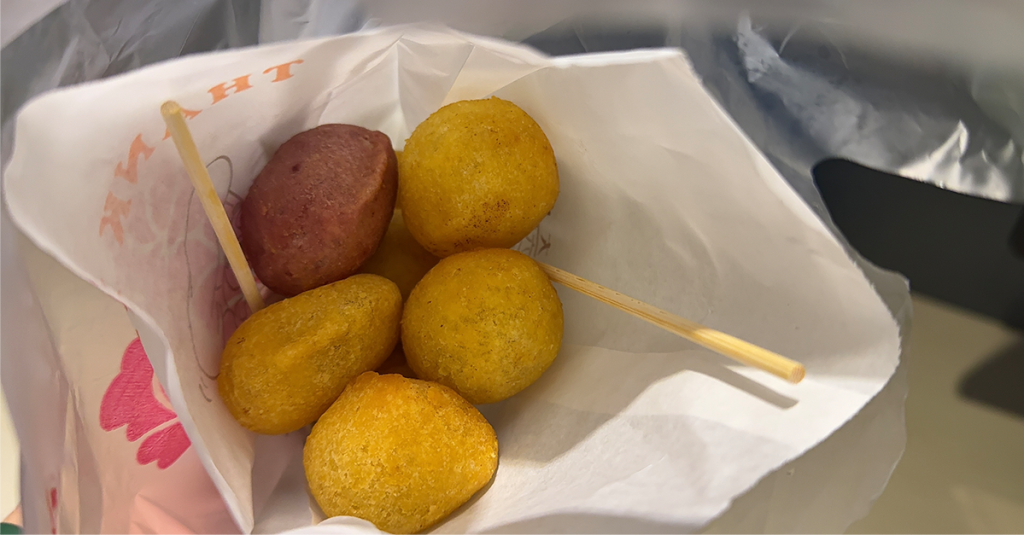 202411-AroundAsia-Taipei-49-NingxiaNightMarket-SweetPotatoBalls-8-210721