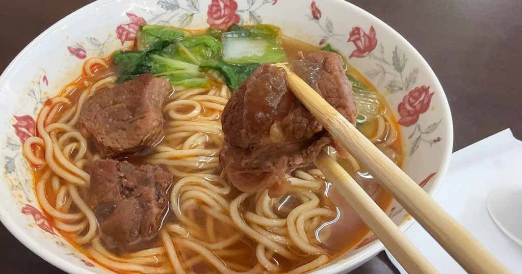202411-AroundAsia-Taipei-66-beefnoodles-4-110632