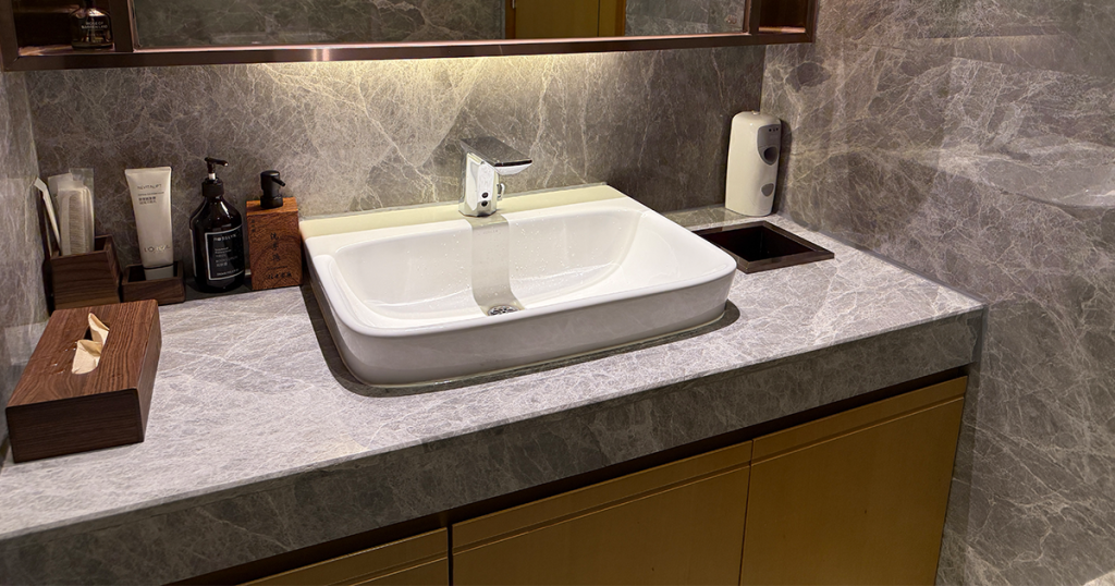 202411-AroundAsia-XiamenAir-FOC-TSA-13-xiamenAirLounge-6-165920