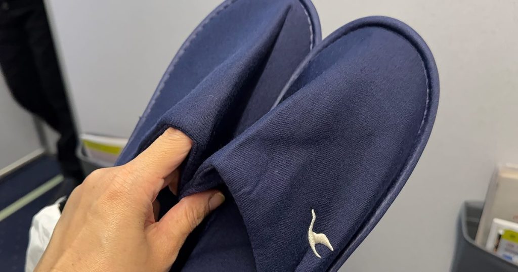 202411-AroundAsia-XiamenAir-FOC-TSA-21-Business-amenity-2-175517