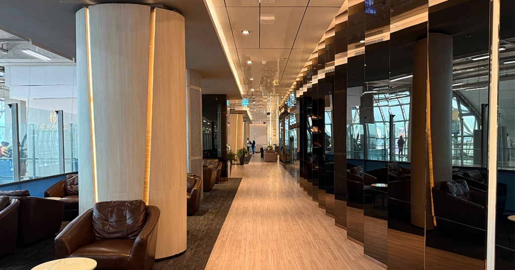 BKK(バンコクスワンナプーム) ミラクルラウンジ(Dコンコース)